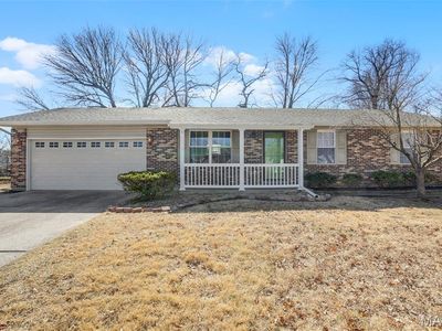 10530 Boylston Dr, Saint Ann, MO, 63074