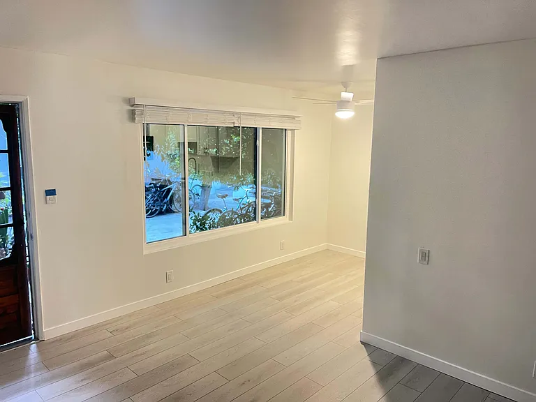 Navy Street Apartments — Photo 20