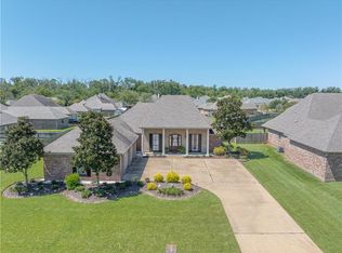 6434 Bayou Crossing Dr, Alexandria, LA 71303