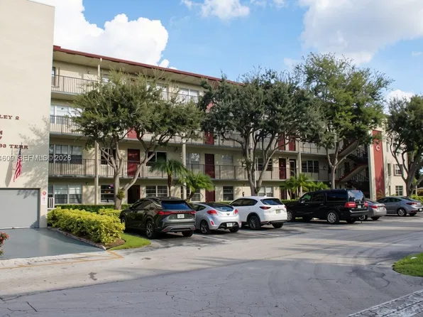 750 SW 133rd Ter APT 114C, Pembroke Pines, FL 33027