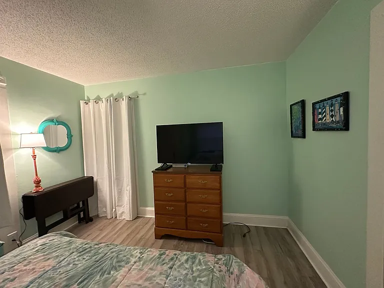 302 N Shores Rd — Photo 15