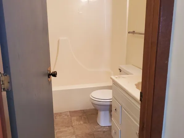 1440 Fir Avenue, 1440 Fir Ave #1440F-A06, Crete, NE 68333