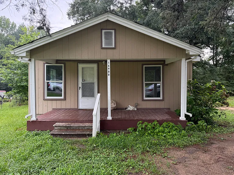 16900 Highway 216 — Photo 1