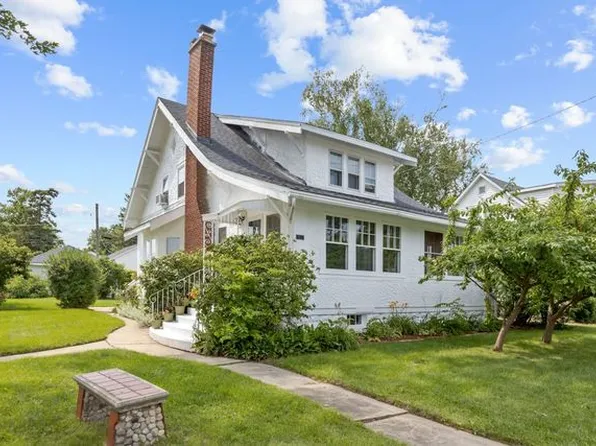 1411 N Richmond Rd #1, McHenry, IL 60050