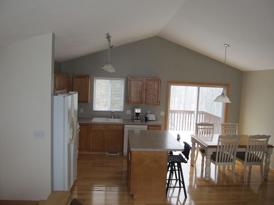 1st image of 8746 S Oakridge Dr
