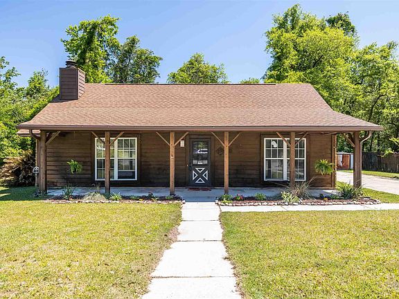 2nd image of 7808 Charter Oaks Ct