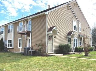 1904B Ralston Dr #1904, Mount Laurel, NJ 08054