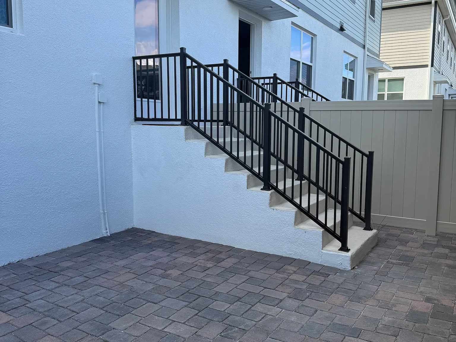 3 bed, 2.5 bath, 1691 sqft, $3,000 — Photo 4