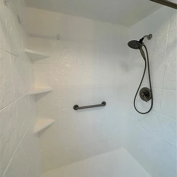 1229 Allendale Dr — Photo 23
