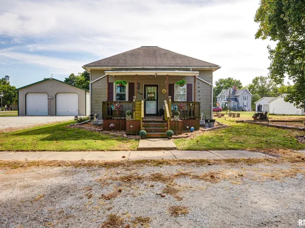 504 W Wabash Ave, Stonington, IL 62567