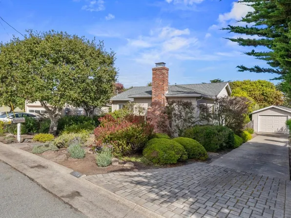 1134 Ripple Ave, Pacific Grove, CA 93950