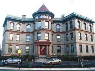 2400 Baynard Blvd APT 14, Wilmington, DE 19802