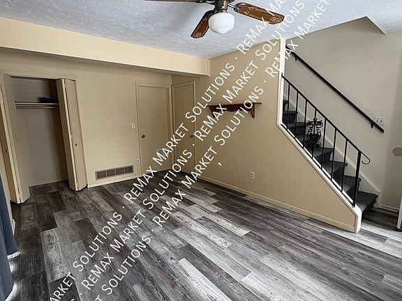 2nd image of 4354 Elmhurst Dr