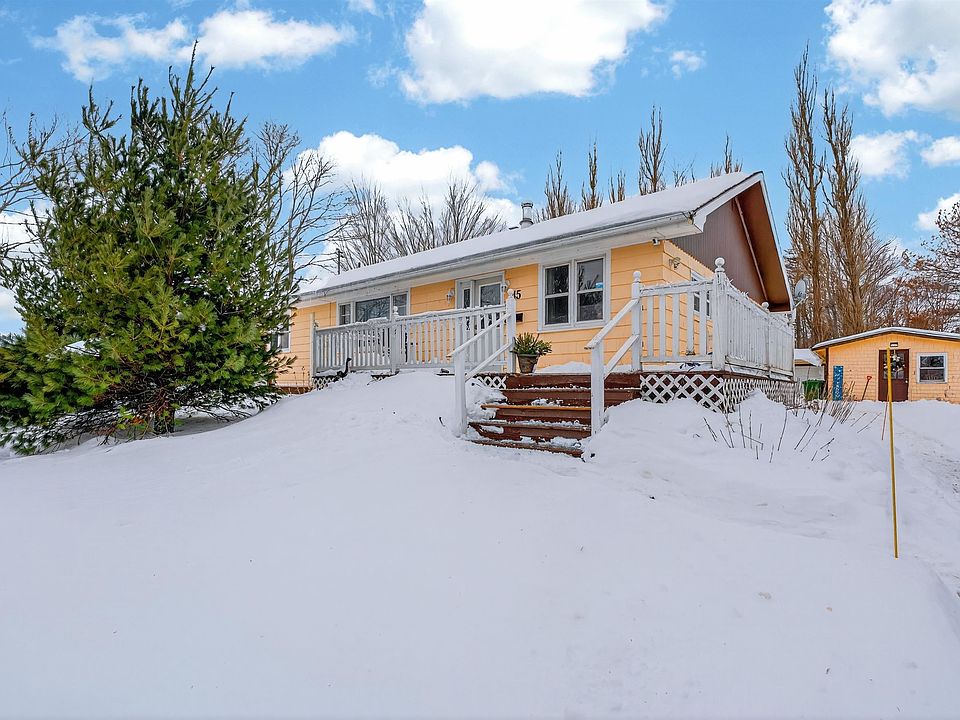 1st image of 45 Meadowbank Rd