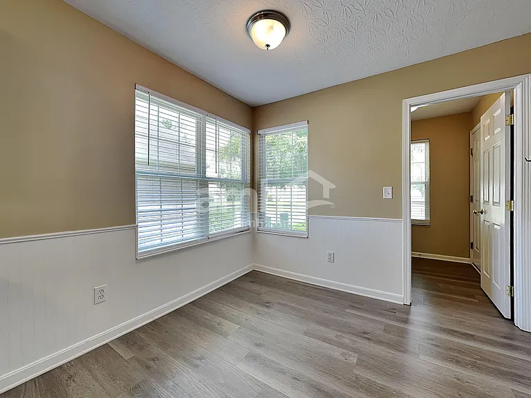 7783 Haverhill Ln — Photo 5
