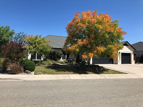 2nd image of 4015 Silver Lace Ln