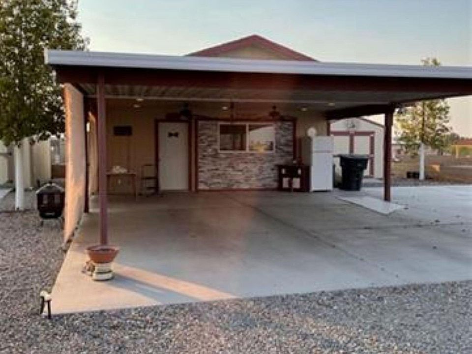 1st image of 26738 Red Rock Rd