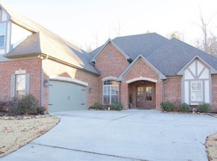 225 Macallan Dr, Pelham, AL 35124