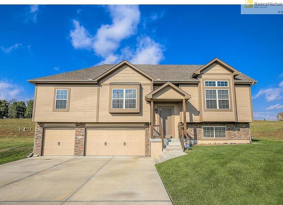 1st image of 7638 N Cypress Ave