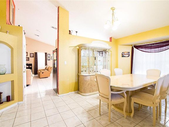 4th image of 3020 Oak Tower Pl