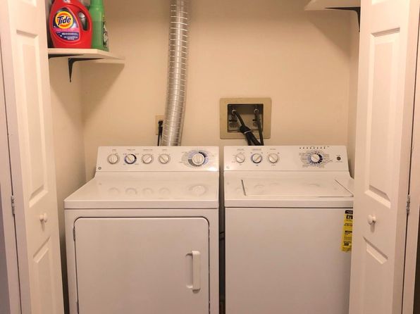166 Surrey Ct Unit 166