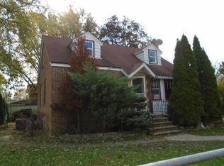 2039 Desplaines St, Blue Island, IL 60406