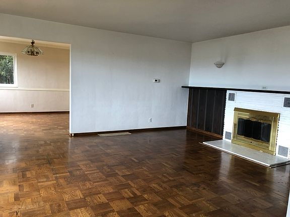5th image of 1556 Sunnyslope Ave