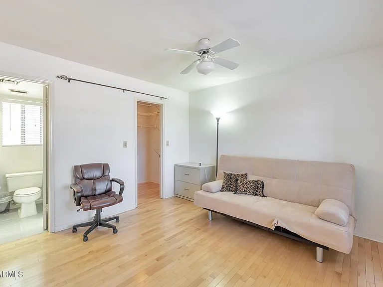 10566 N 87th Pl — Photo 15