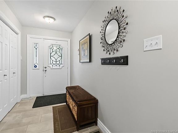 3rd image of 50 Cherry Ct