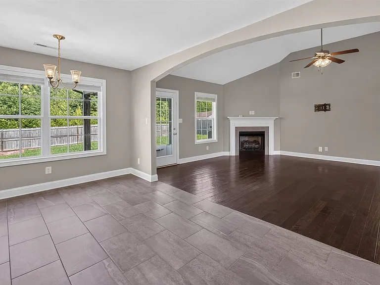 620 Hollow Crst — Photo 17