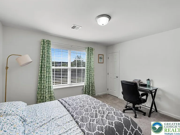 5044 Bellflower Dr — Photo 71
