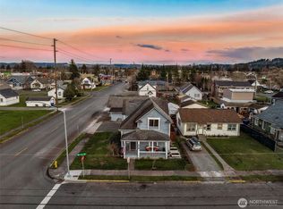 703 3rd St SW, Puyallup, WA 98371