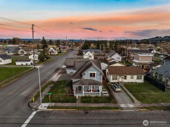 703 3rd Street SW, Puyallup, WA 98371