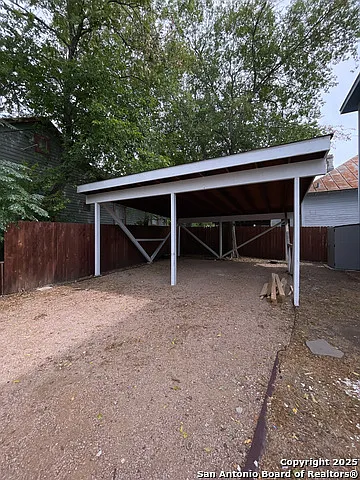 802 Montana St #1 — Photo 16