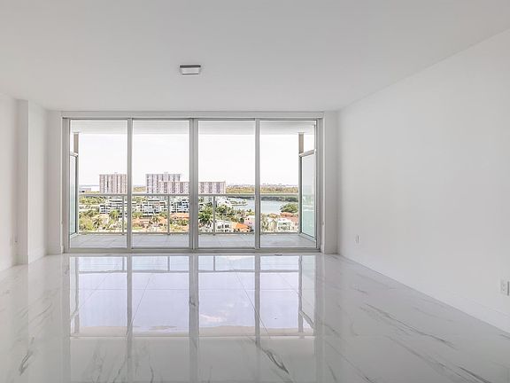 3rd image of 400 Sunny Isles Blvd #14018