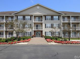 35 Liddle Ave, Edison, NJ 08837