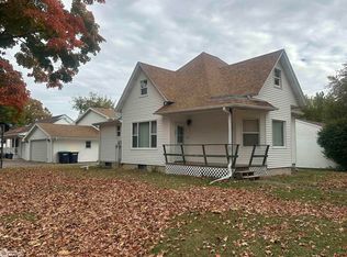 530 Washington St, Wapello, IA 52653