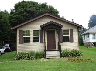 733 Young St, Marseilles, IL 61341