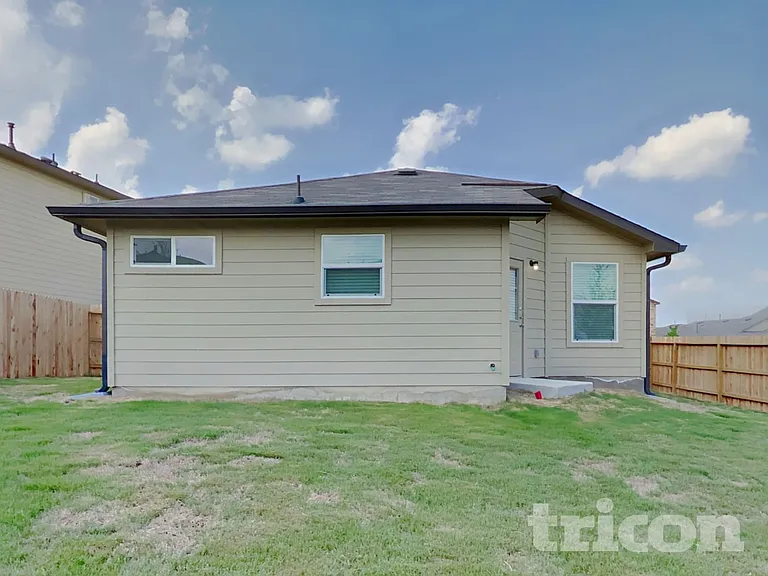 15406 Shortwing — Photo 29