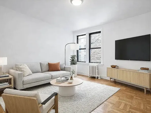 282 Cabrini Blvd, New York, NY