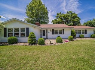 1529 Winterhaven Ave, Ashtabula, OH 44004