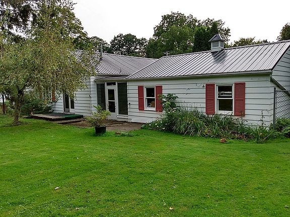 3rd image of 312 Olean St