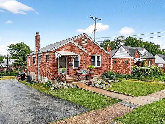 3rd image of 9419 Daisy Ln