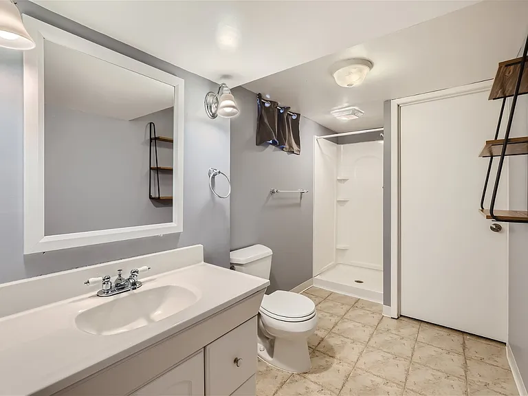 Large and clean downstairs bathroom