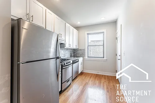 4549 N Leavitt St #3 Photo 1