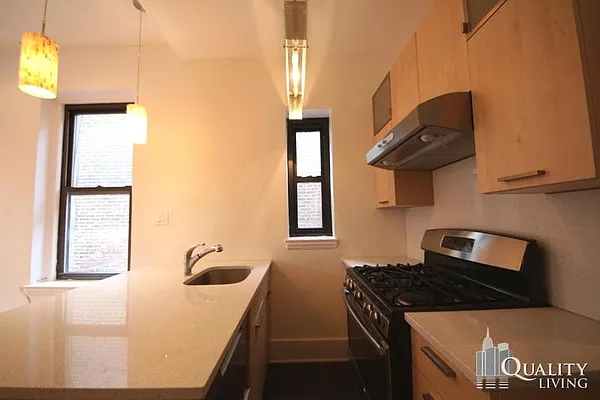 Rented by Quality Living Realty | media 15