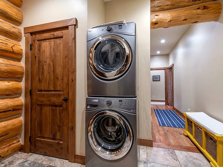 Laundry Room Cabinet
