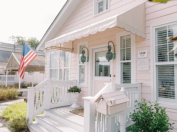 2nd image of 1316 Cypress Ave
