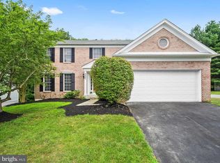 8607 Trail View Dr, Ellicott City, MD 21043