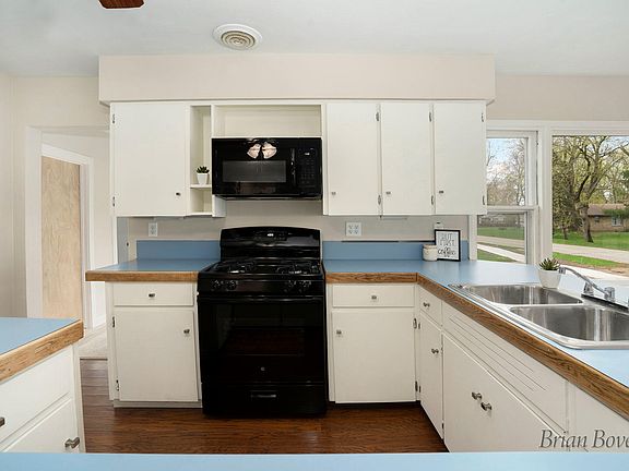 5th image of 34 N Grant St